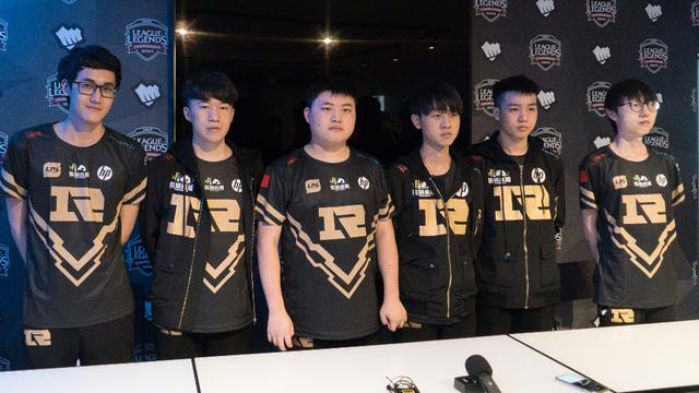 而且对环境 而且对环境