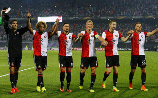 杯的新加坡 杯的新加坡