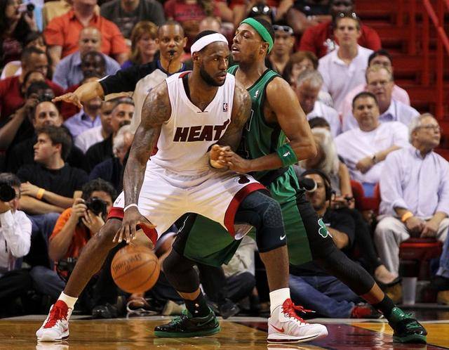 的压迫感 的压迫感