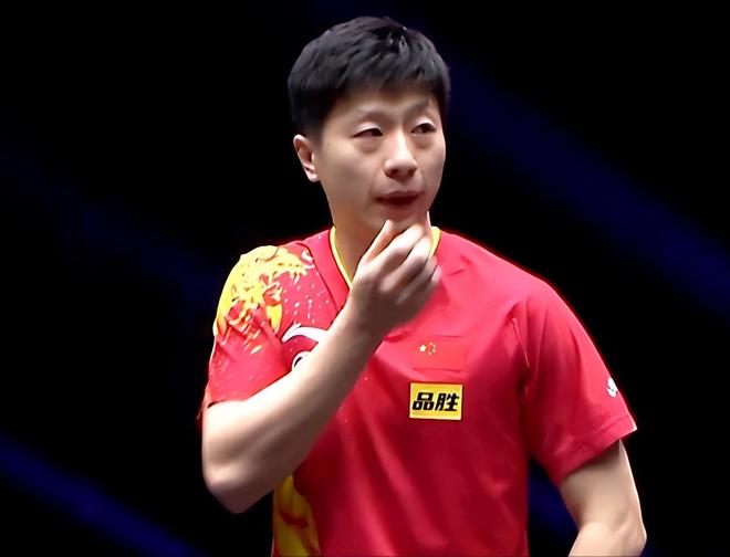 网的红土球 网的红土球