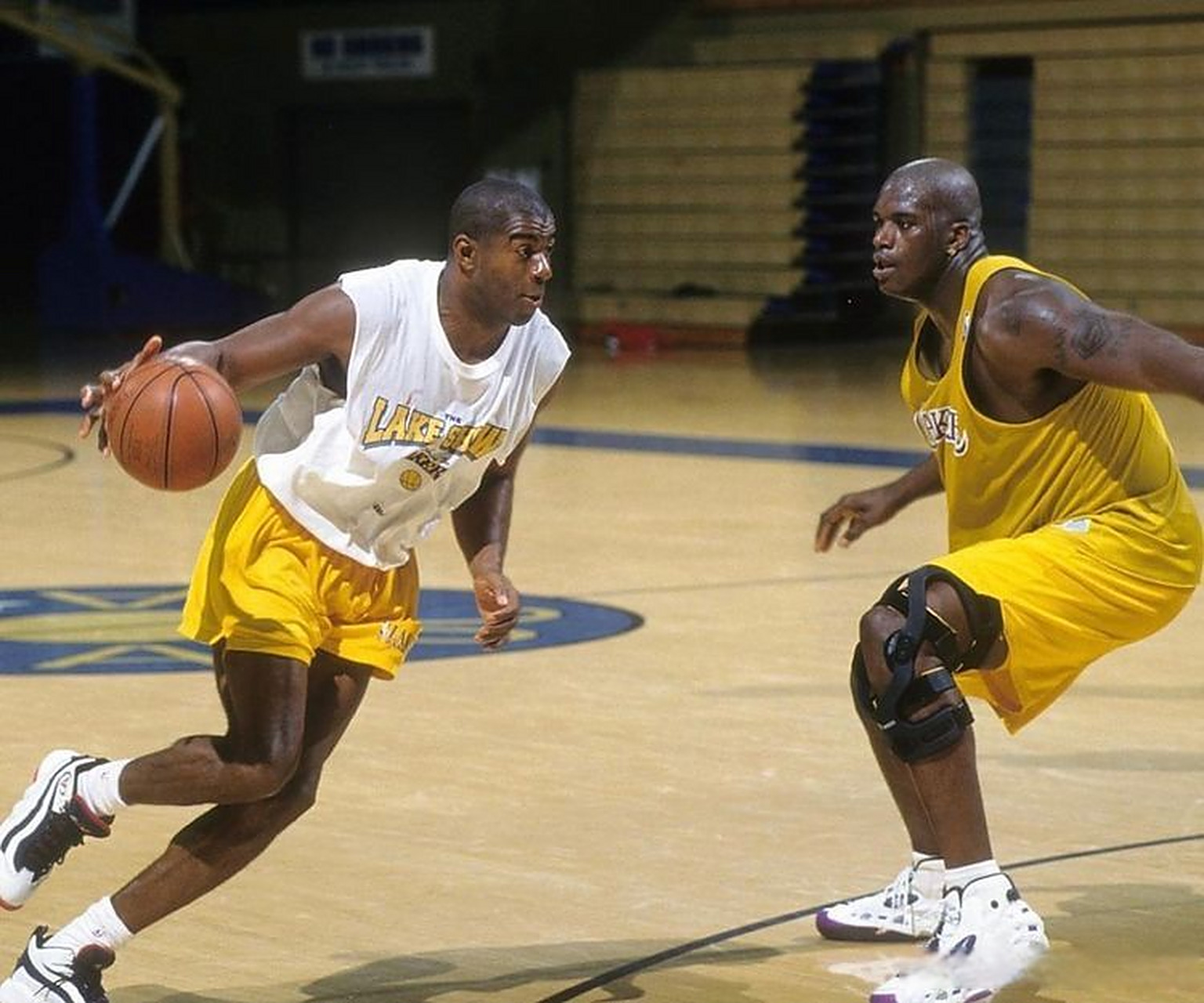 并不追求立 并不追求立